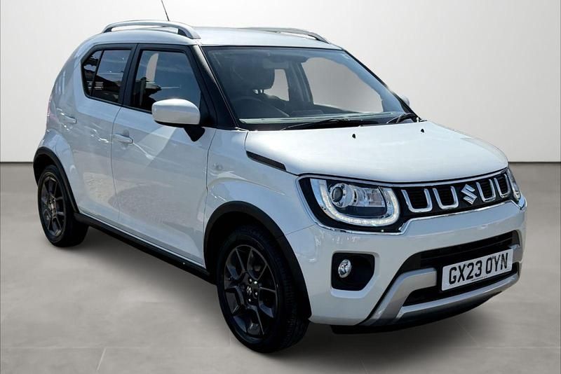 Used Suzuki Ignis SZ-T 83 HP (61 kW) 2023 White pearlescent SUV