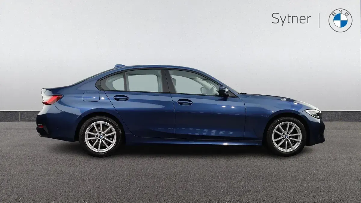 Used BMW 320 Sport Line 187 HP (137 kW) 2021 Blue