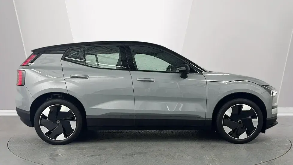 New Volvo EX30 Plus 200 kW (272 HP) 2026 SUV