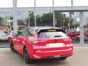 Used Vauxhall Astra GS Line 130 HP (95 kW) 2023 Red Estate