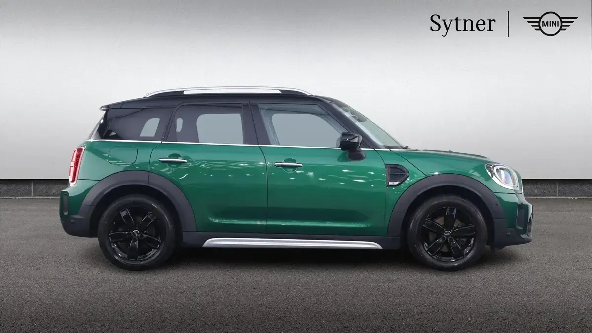 Used Mini Cooper Countryman Classic 134 HP (98 kW) 2022 Green SUV