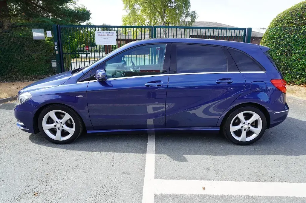 Used Mercedes B180 2012 Hatchback