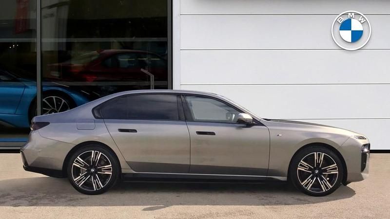 Used BMW i7 M Sport 334 kW (455 HP) 2023 Grey Sedan