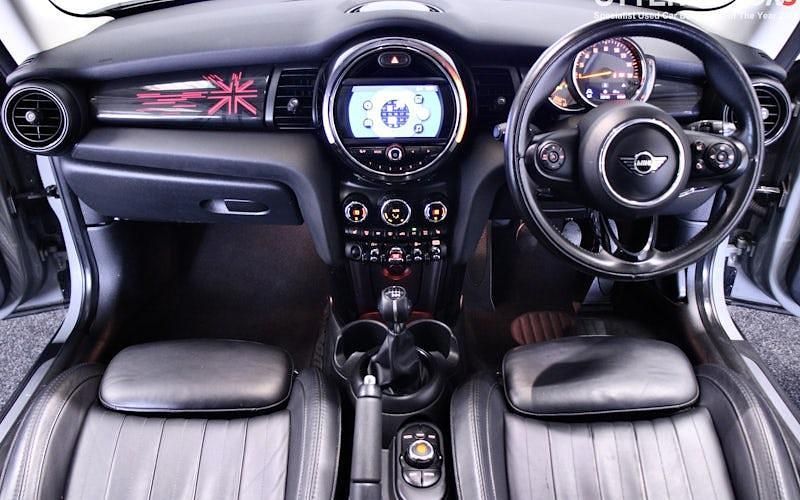 Used Mini Cooper Hatch 136 HP (100 kW) 2018 Hatchback