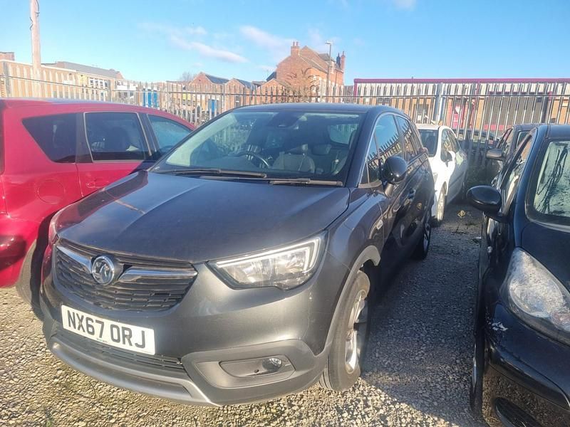 Second-hand Vauxhall Crossland X 81 CP (59 kW) 2017 Gri SUV