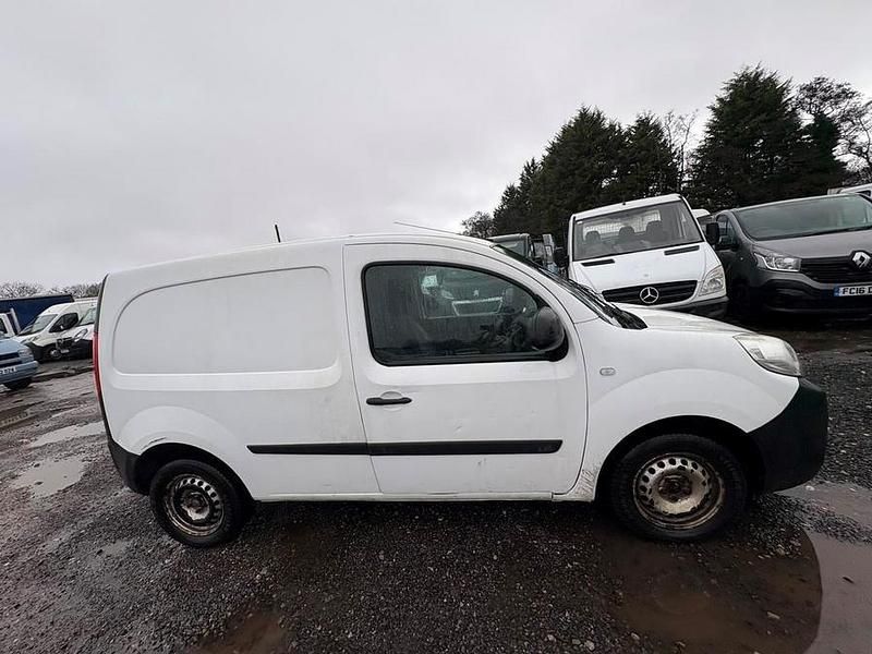 Used Renault Kangoo 2014 White MPV