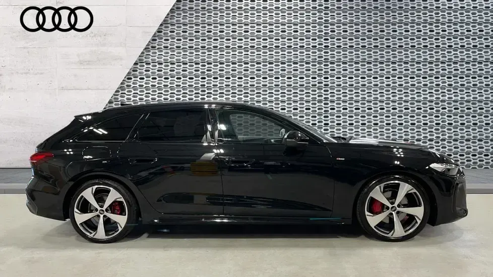 Used Audi A5 Sportback Advanced 204 HP (150 kW) 2025 Black Hatchback
