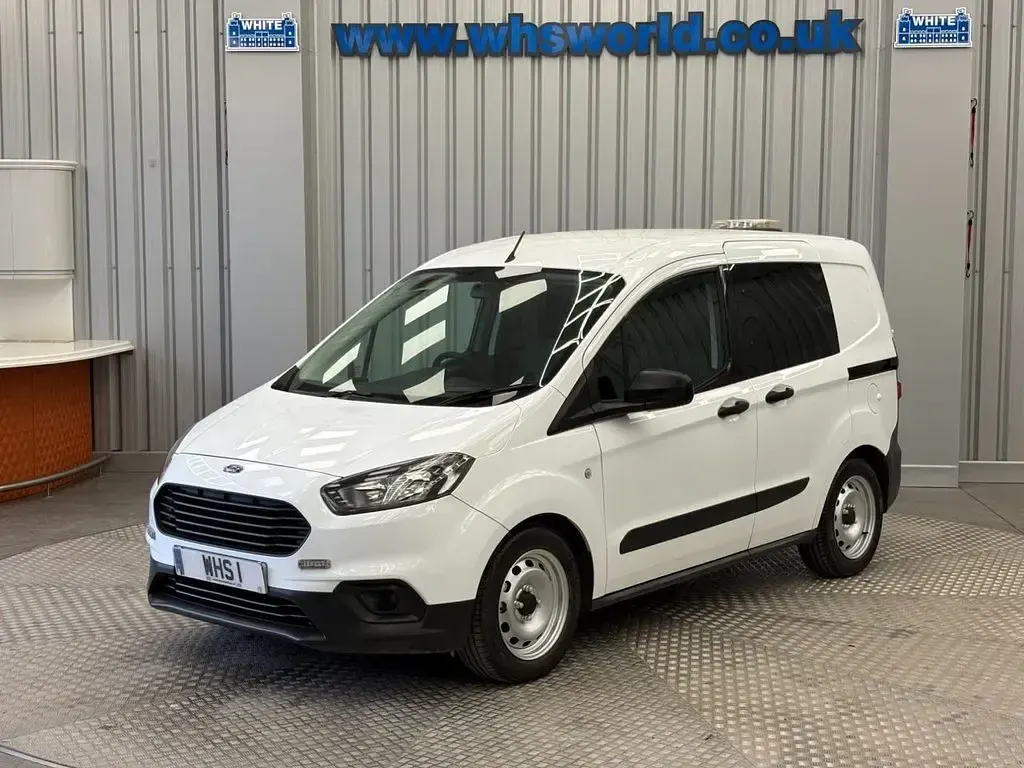 Used Ford Courier 2020 White MPV