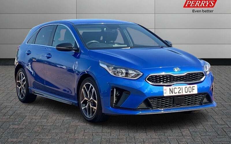 Used 2024 Kia Ceed GT-Line Hatchback | £13,995 (Good price) - Image 1/4