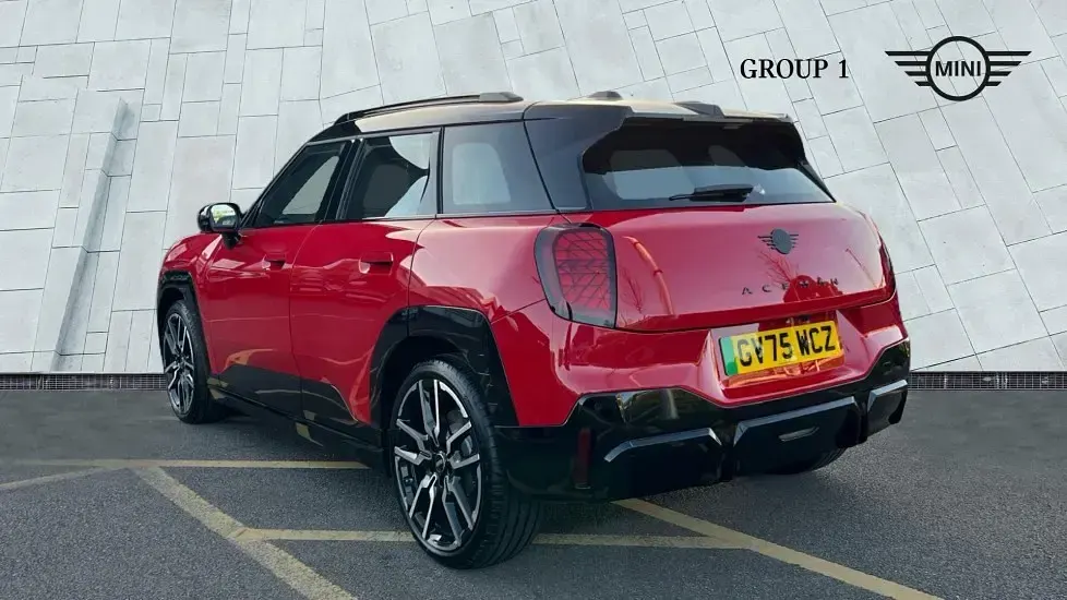 Used Mini Aceman Sport 135 kW (184 HP) 2025 Red SUV