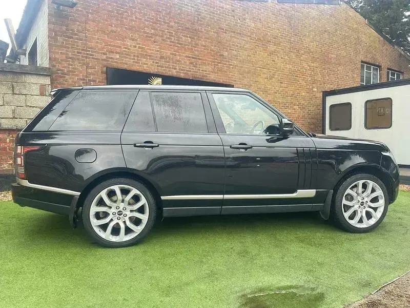 Used Land Rover Range Rover Vogue 2013 Black SUV