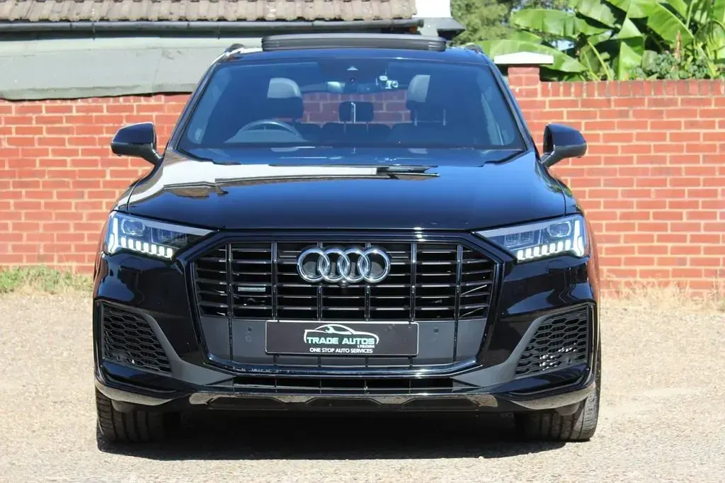 Used Audi Q7 Black Edition 340 HP (250 kW) 2021 Black SUV