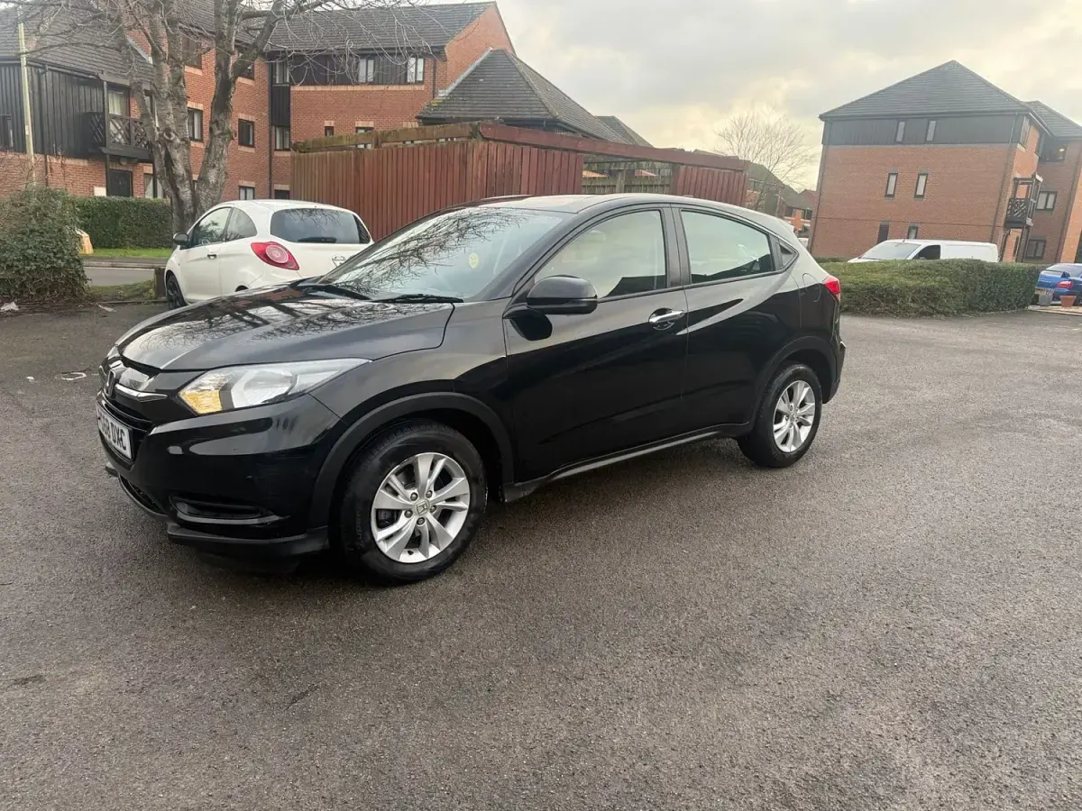 Używany Honda HR-V S 120 KM (88 kW) 2019 Czarny SUV