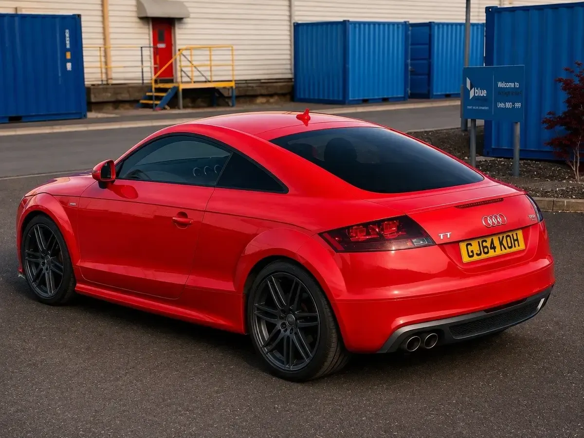 Used Audi TT Black Edition 184 HP (135 kW) 2014 Red Coupe