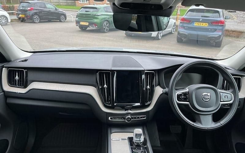 Used Volvo XC60 Inscription 250 HP (183 kW) 2021 SUV