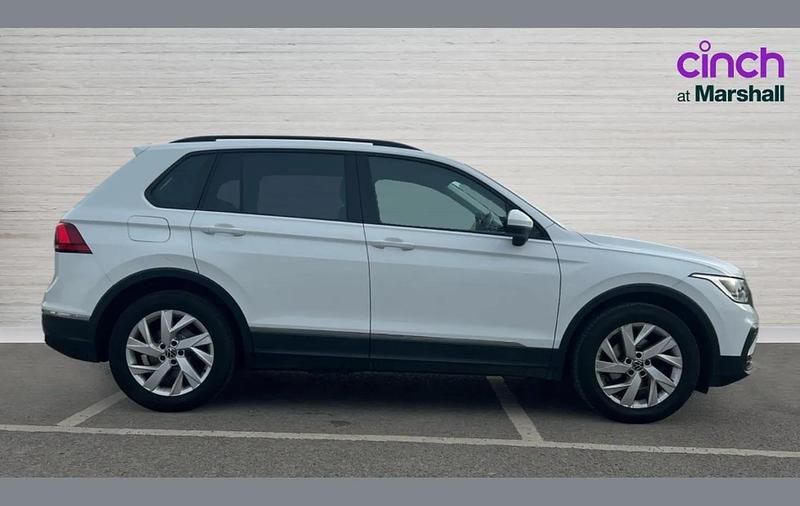 Used VW Tiguan Life 128 HP (94 kW) 2021 White SUV