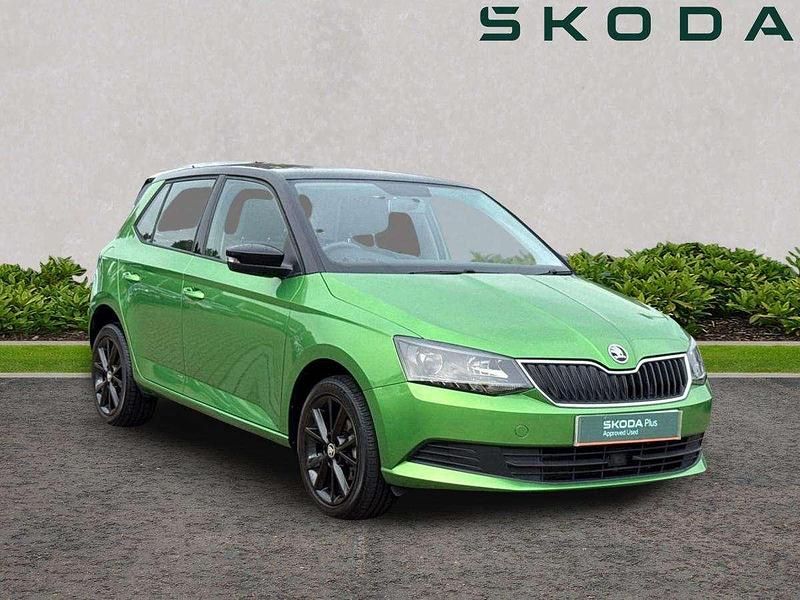 Green Used 2017 Skoda Fabia Colour Edition Hatchback | £10,495 (Fair price) - Image 1/4
