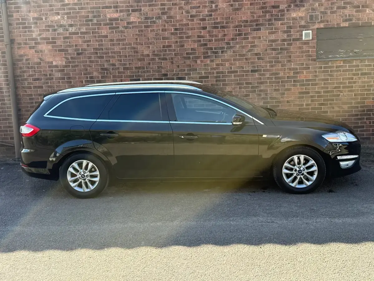 Used Ford Mondeo Business Edition 115 HP (84 kW) 2013 Black Estate