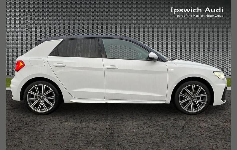 Used Audi A1 S-Line 147 HP (108 kW) 2025 White Hatchback