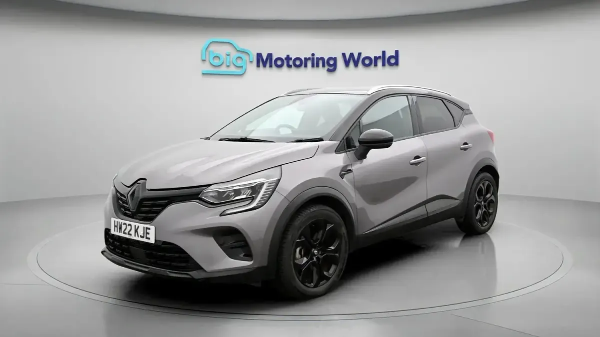 Used Renault Captur Rive Gauche 145 HP (106 kW) 2022 Grey/black SUV