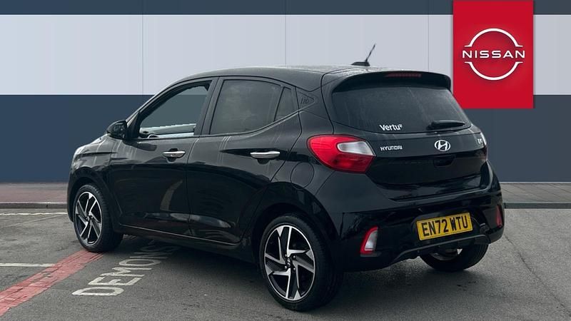 Used Hyundai i10 Premium 84 HP (61 kW) 2023 Black Hatchback