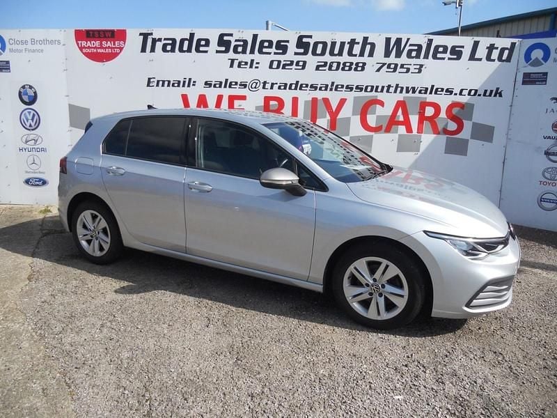 Used VW Golf VII Life 130 HP (95 kW) 2021 Silver Hatchback