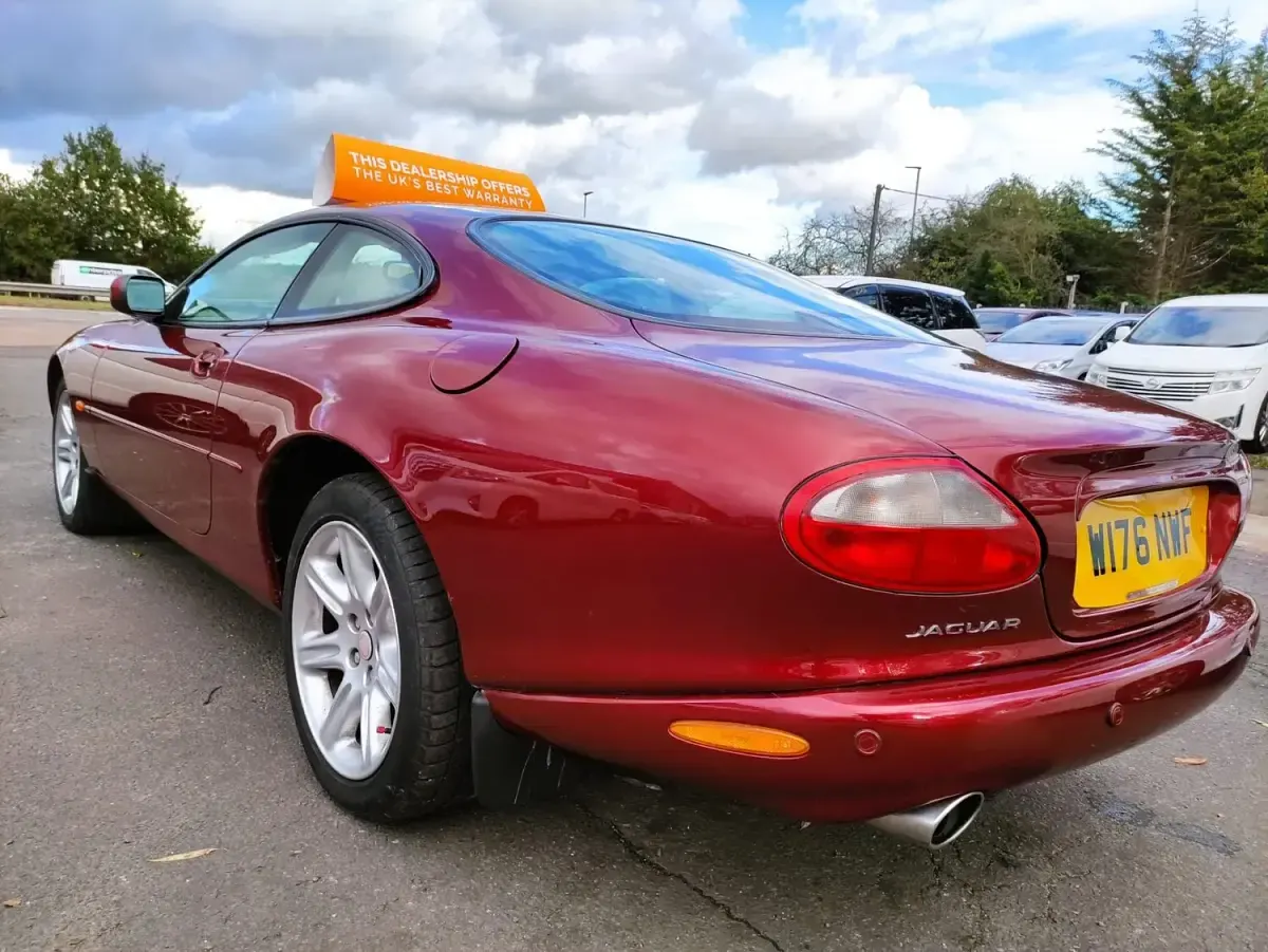 Used Jaguar XK8 2000 Red Coupe