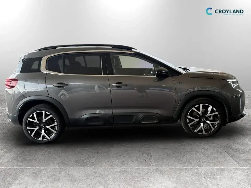 Used Citroën C5 Shine 225 HP (165 kW) 2023 Grey Hatchback