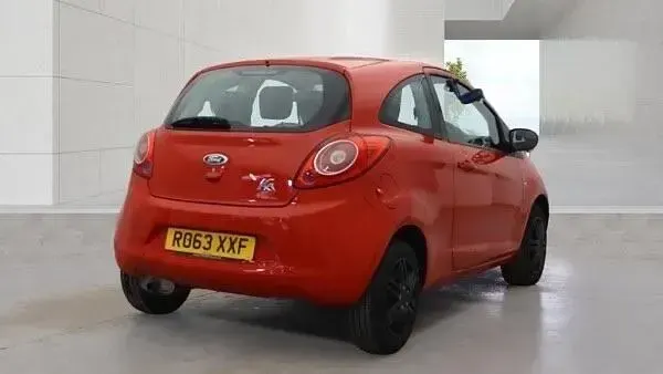 Używany Ford Ka 69 KM (50 kW) 2014 Czerwony Hatchback