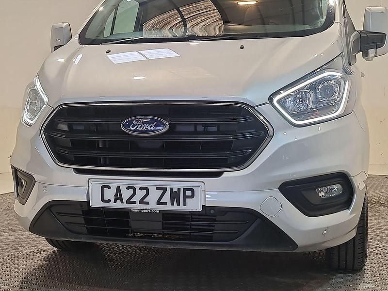 Used Ford Transit Custom Limited 130 HP (95 kW) 2022 Silver Van