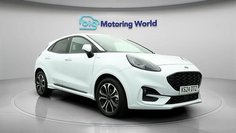 Used 2023 Ford Puma ST-Line Hatchback | £16,800 (Fair price) - Image 1/4