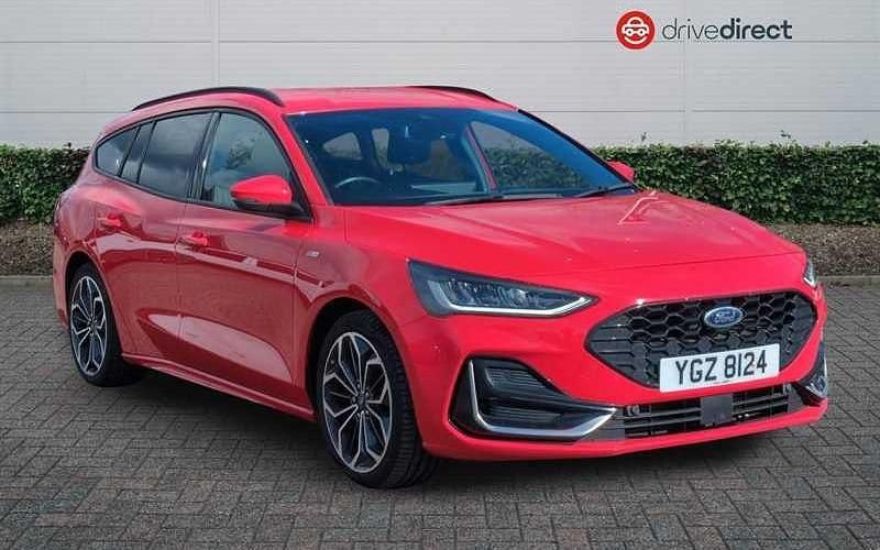 Used Ford Focus ST-Line 125 HP (91 kW) 2022 Red Estate
