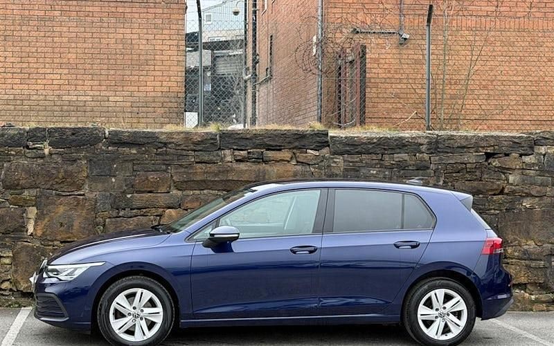 Used VW Golf VIII Life 131 HP (96 kW) 2024 Hatchback