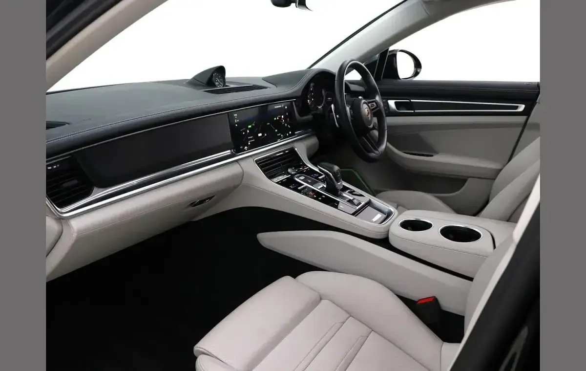 Used Porsche Panamera Platinum Edition 456 HP (335 kW) 2023 Black Hatchback