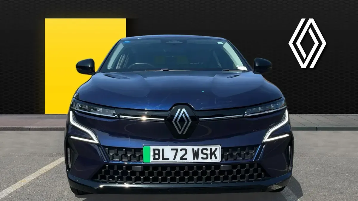 Used Renault Megane E-Tech Equilibre 160 kW (218 HP) 2022 Blue Hatchback