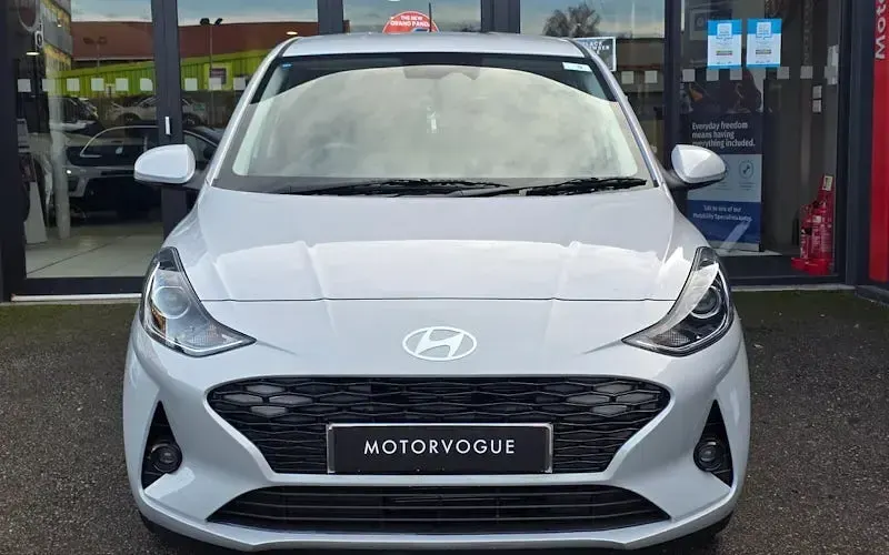 New Hyundai i10 Premium 63 HP (46 kW) 2025 Hatchback