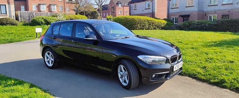 Used BMW 118 2017 Black Hatchback
