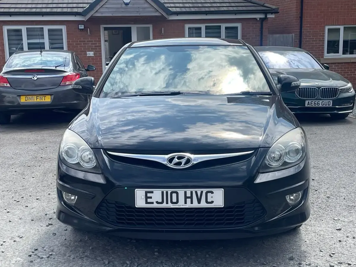 Used Hyundai i30 Edition 113 HP (83 kW) 2010 Black Hatchback
