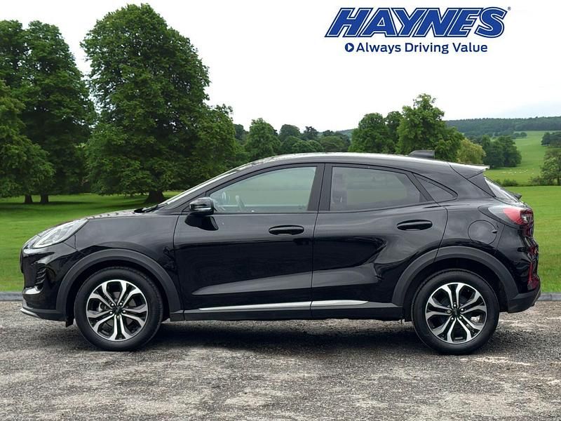 Usado Ford Puma Titanium 125 HP (91 kW) 2025 Preto SUV