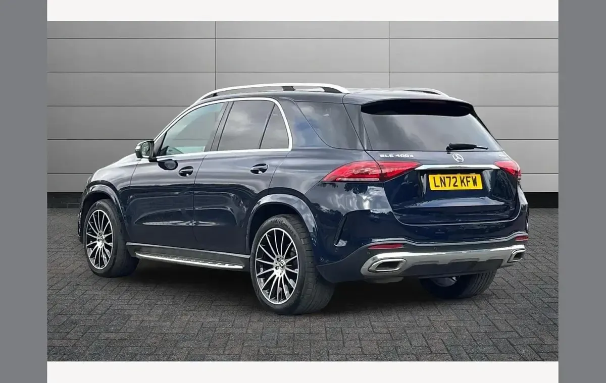 Used Mercedes GLE400 AMG line 325 HP (239 kW) 2022 Blue SUV