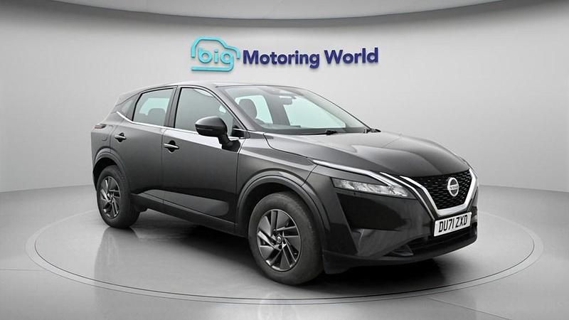 Used Nissan Qashqai Acenta Premium 158 HP (116 kW) 2021 Black SUV
