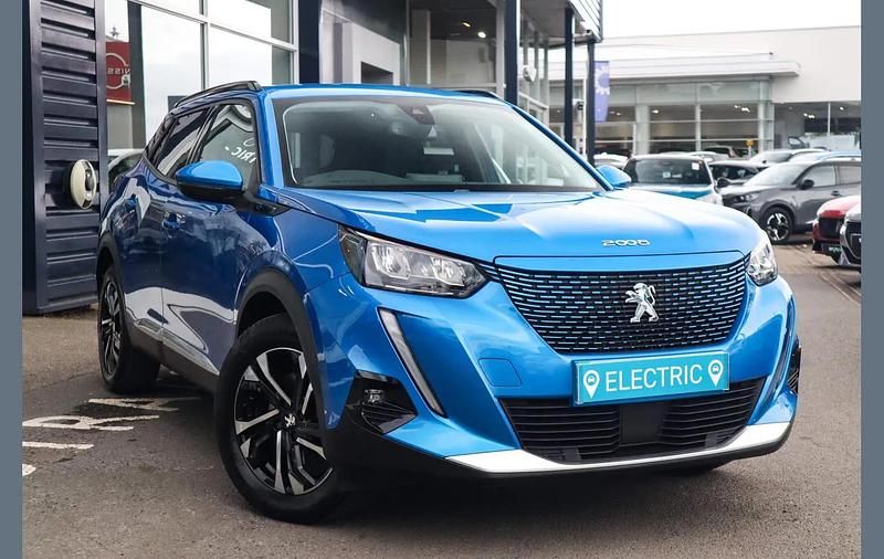 Used Peugeot e-2008 Allure Premium 100 kW (136 HP) 2022 Blue SUV
