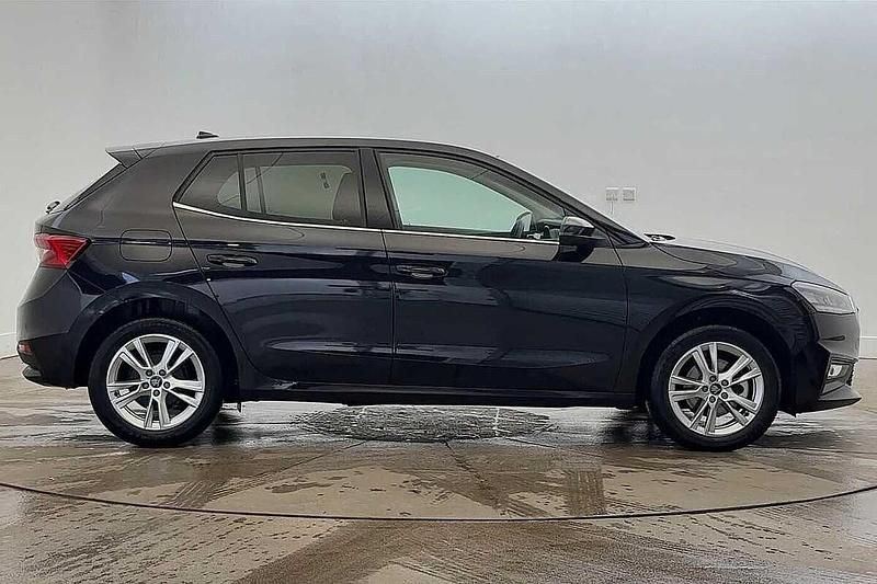 Used Skoda Fabia SE L 85 HP (62 kW) 2025 Black magic pearl effect Hatchback