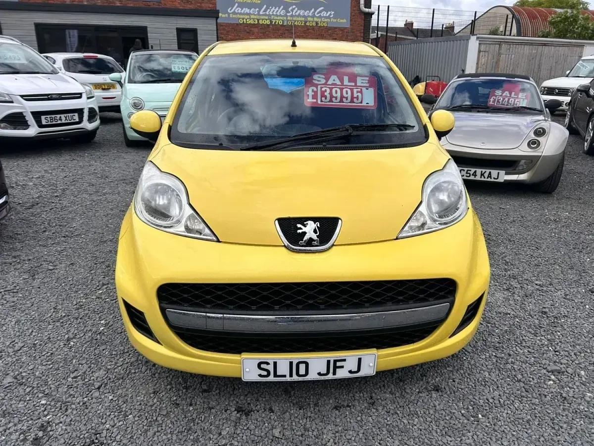 Used Peugeot 107 68 HP (50 kW) 2010 Yellow Hatchback