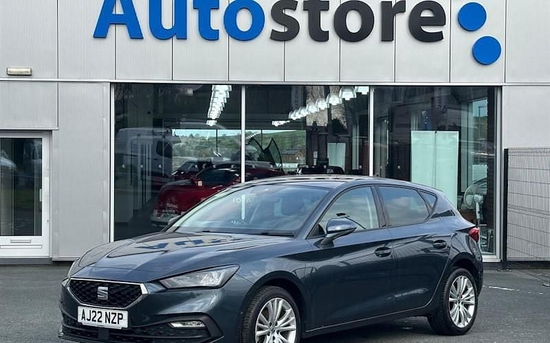 Used Seat Leon SE Dynamic 110 HP (80 kW) 2022 Grey Hatchback