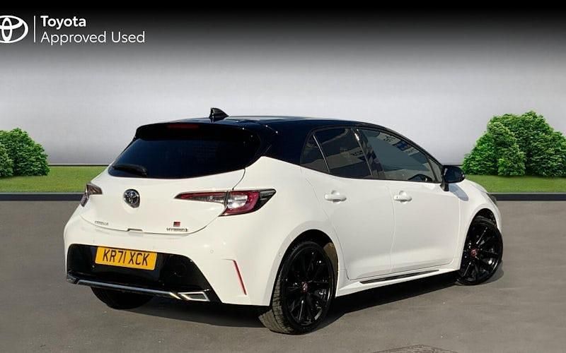 Usado Toyota Corolla Sport 122 CV (89 kW) 2022 Blanco Utilitario