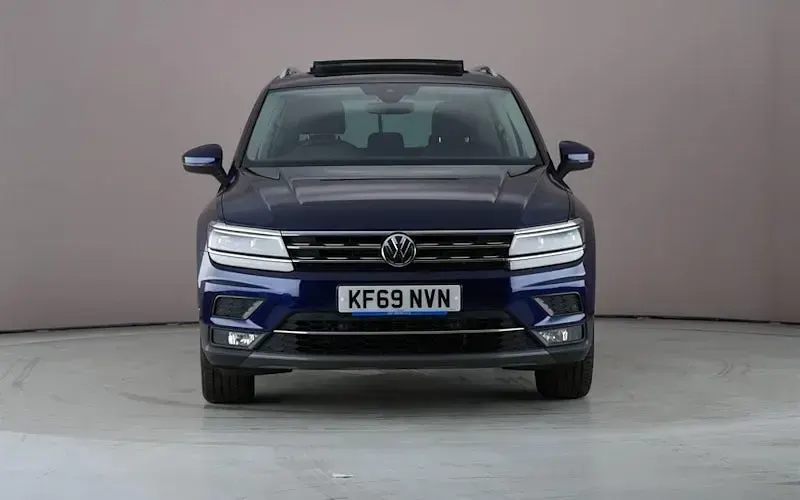 Used VW Tiguan SEL 190 HP (139 kW) 2019 Blue SUV