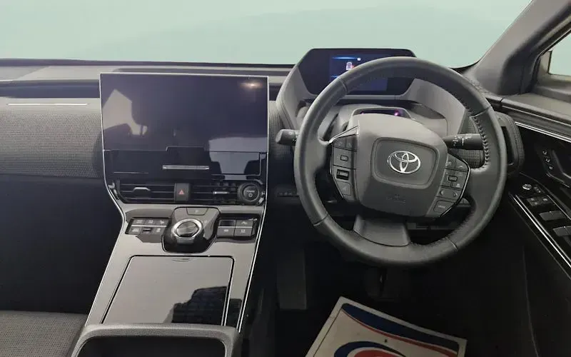 Usado Toyota bZ4X 160 kW (218 HP) 2024 SUV
