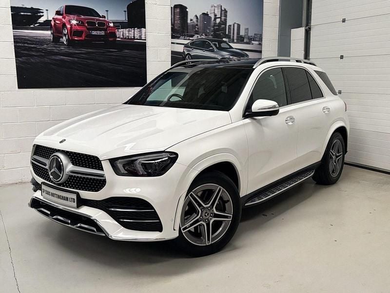White Used 2019 Mercedes GLE300 AMG line Estate | £35,450 (Expensive) - Image 1/4