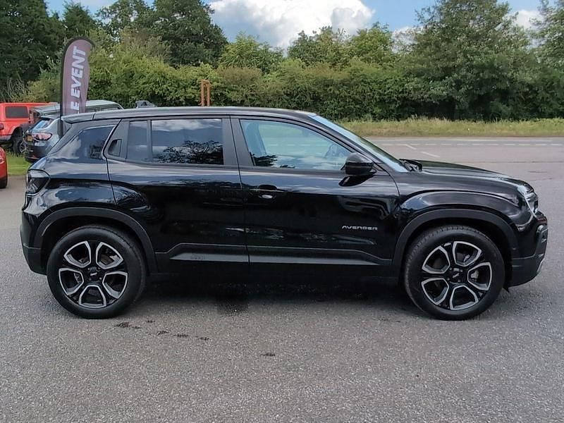 Used Jeep Avenger EV 114 kW (156 HP) 2023 Volcano SUV